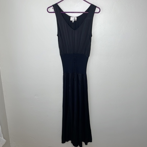 Aritzia Wilfred Silk Lace up midi dress - Picture 5 of 10